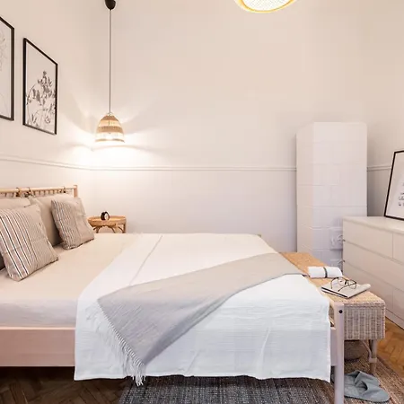 Draco Suite With A/C Budapest Exterior photo
